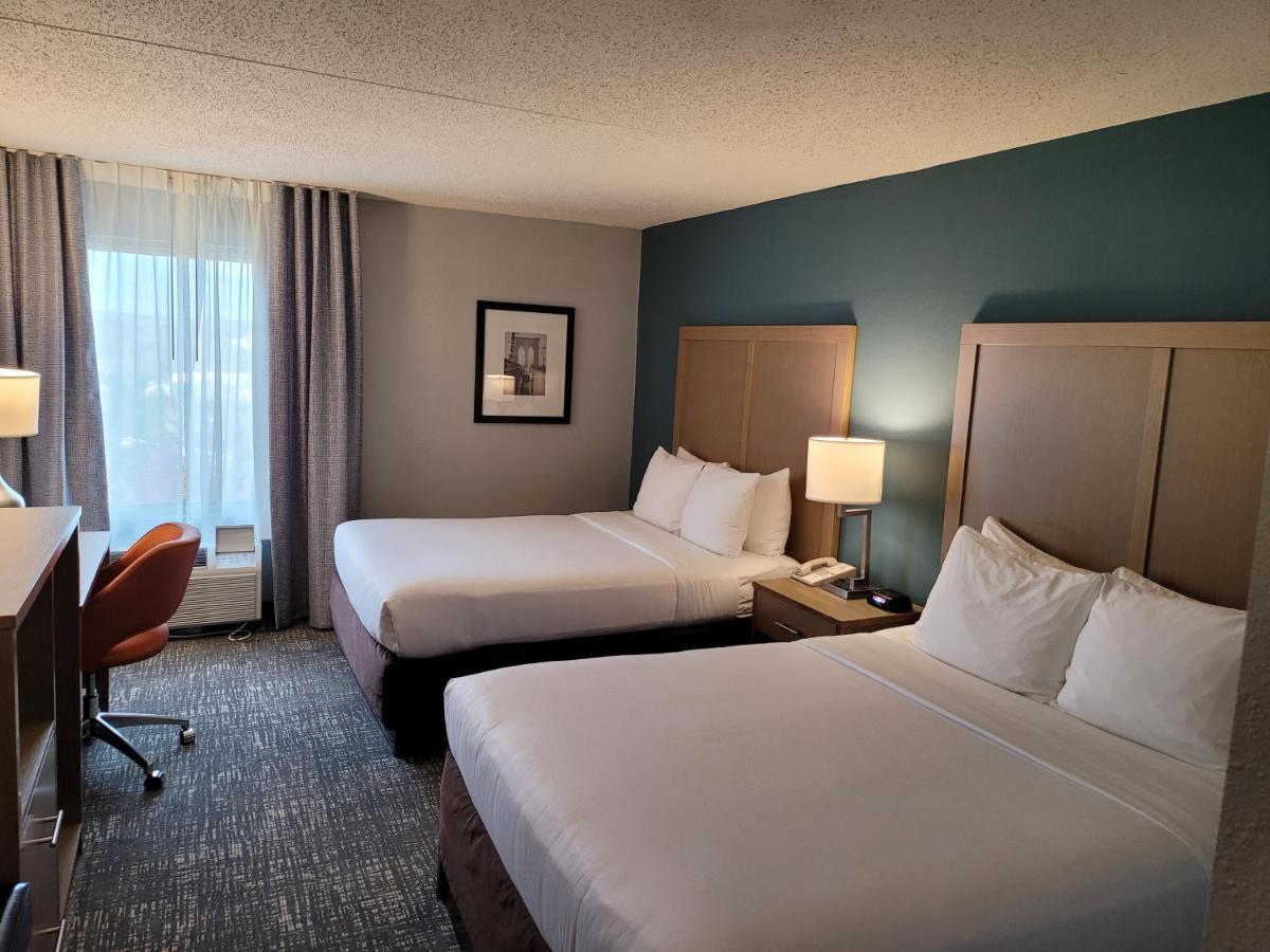 Comfort Inn & Suites Alexandria West Экстерьер фото