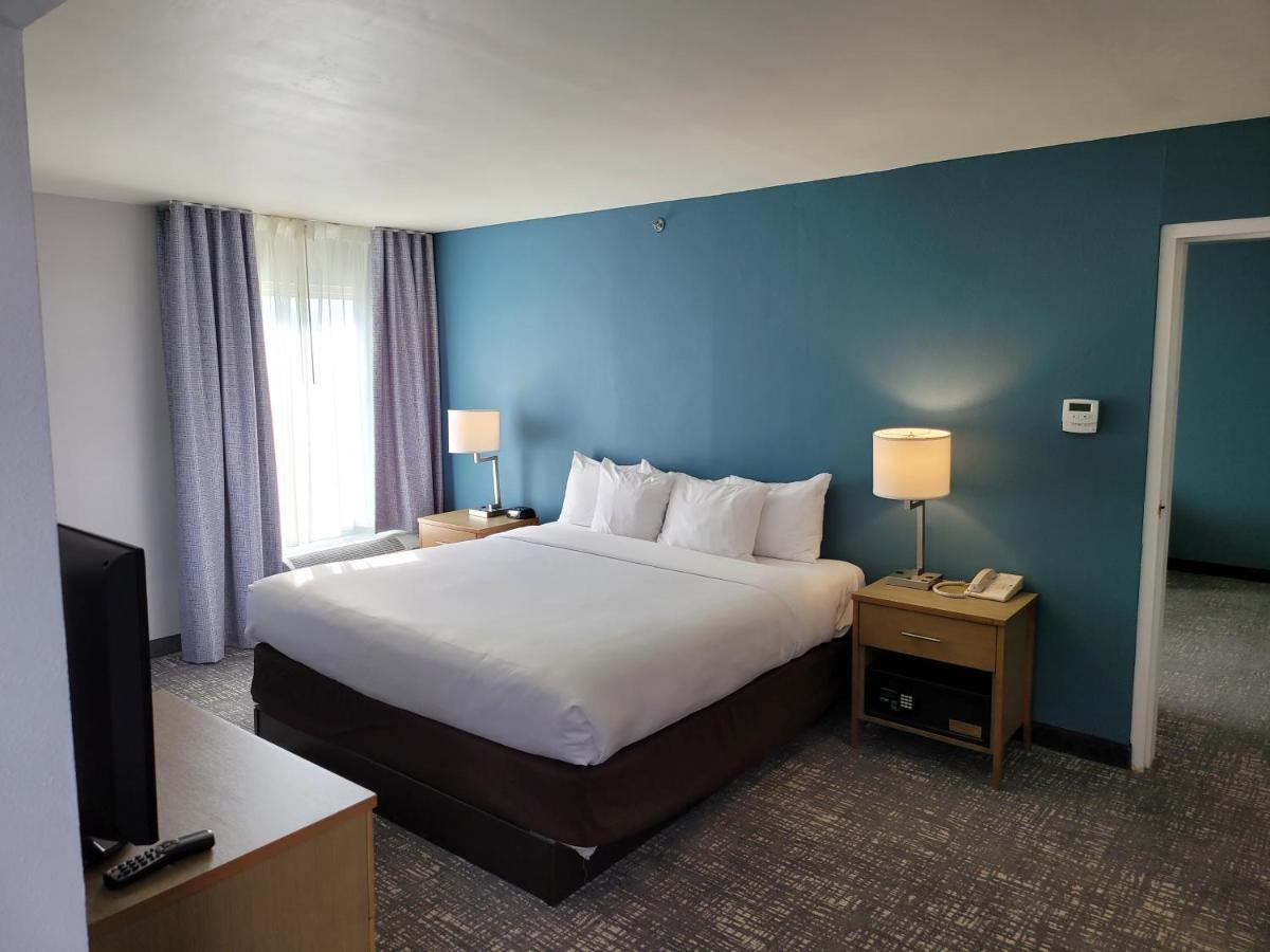 Comfort Inn & Suites Alexandria West Экстерьер фото