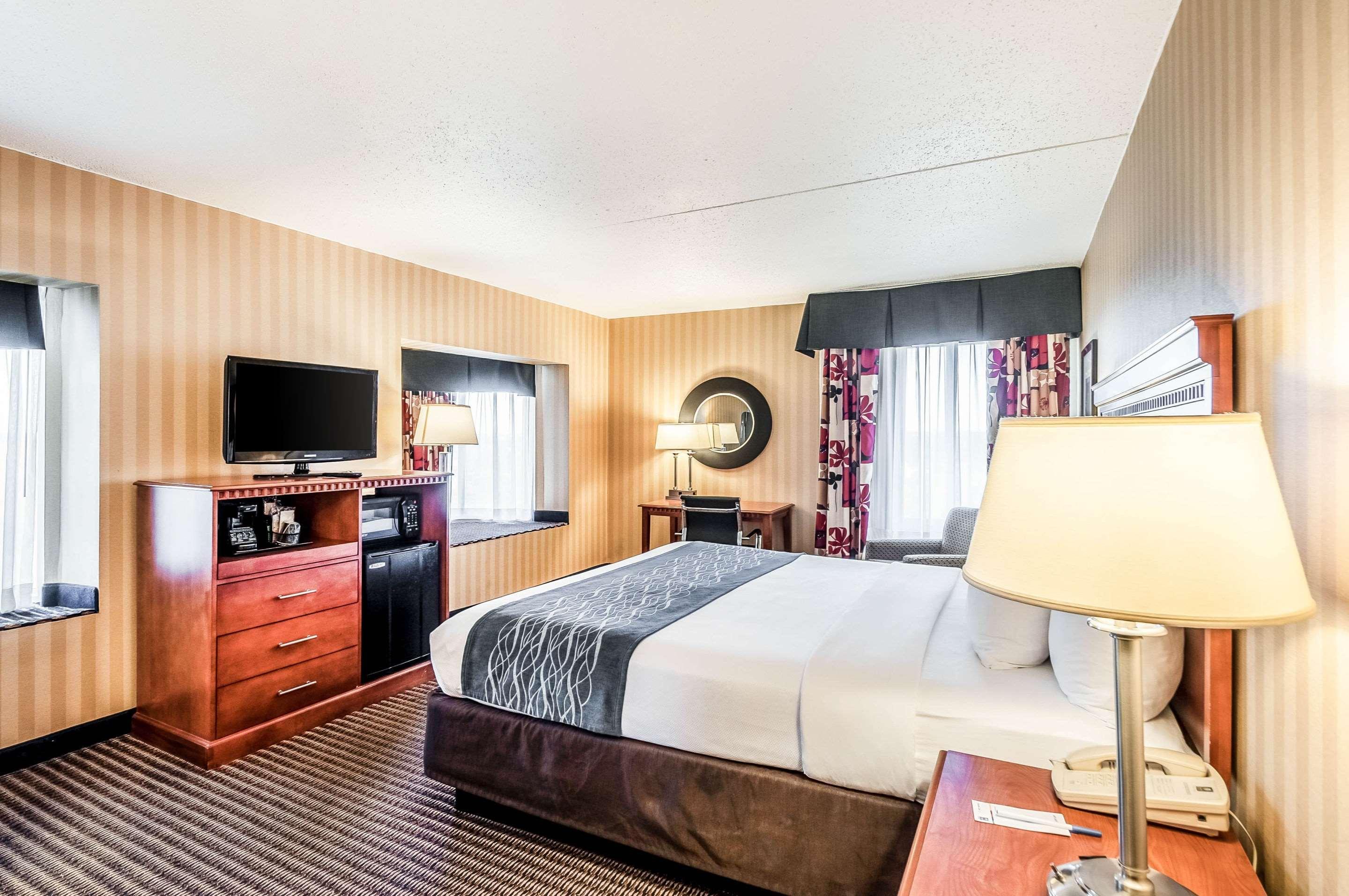 Comfort Inn & Suites Alexandria West Экстерьер фото