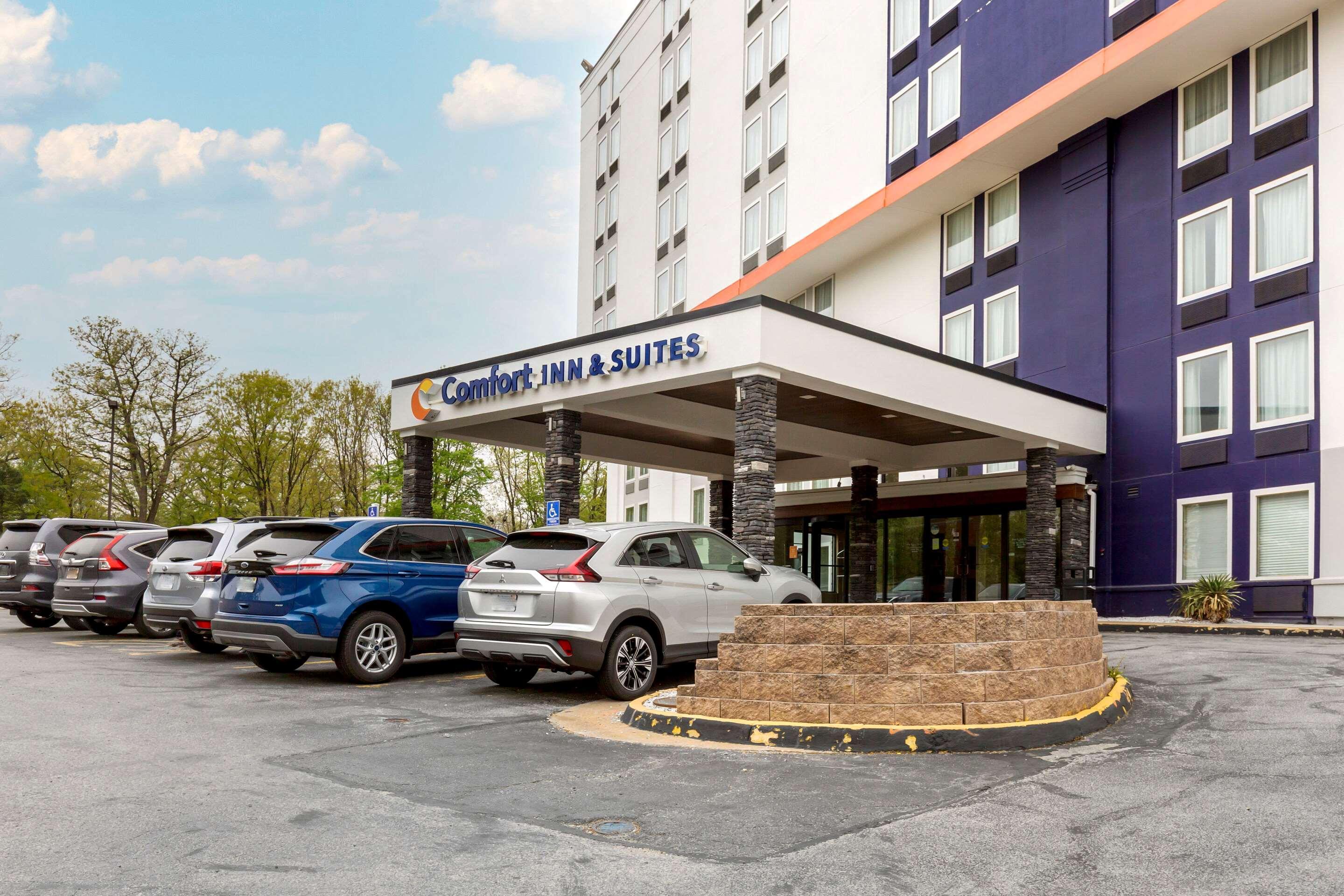 Comfort Inn & Suites Alexandria West Экстерьер фото